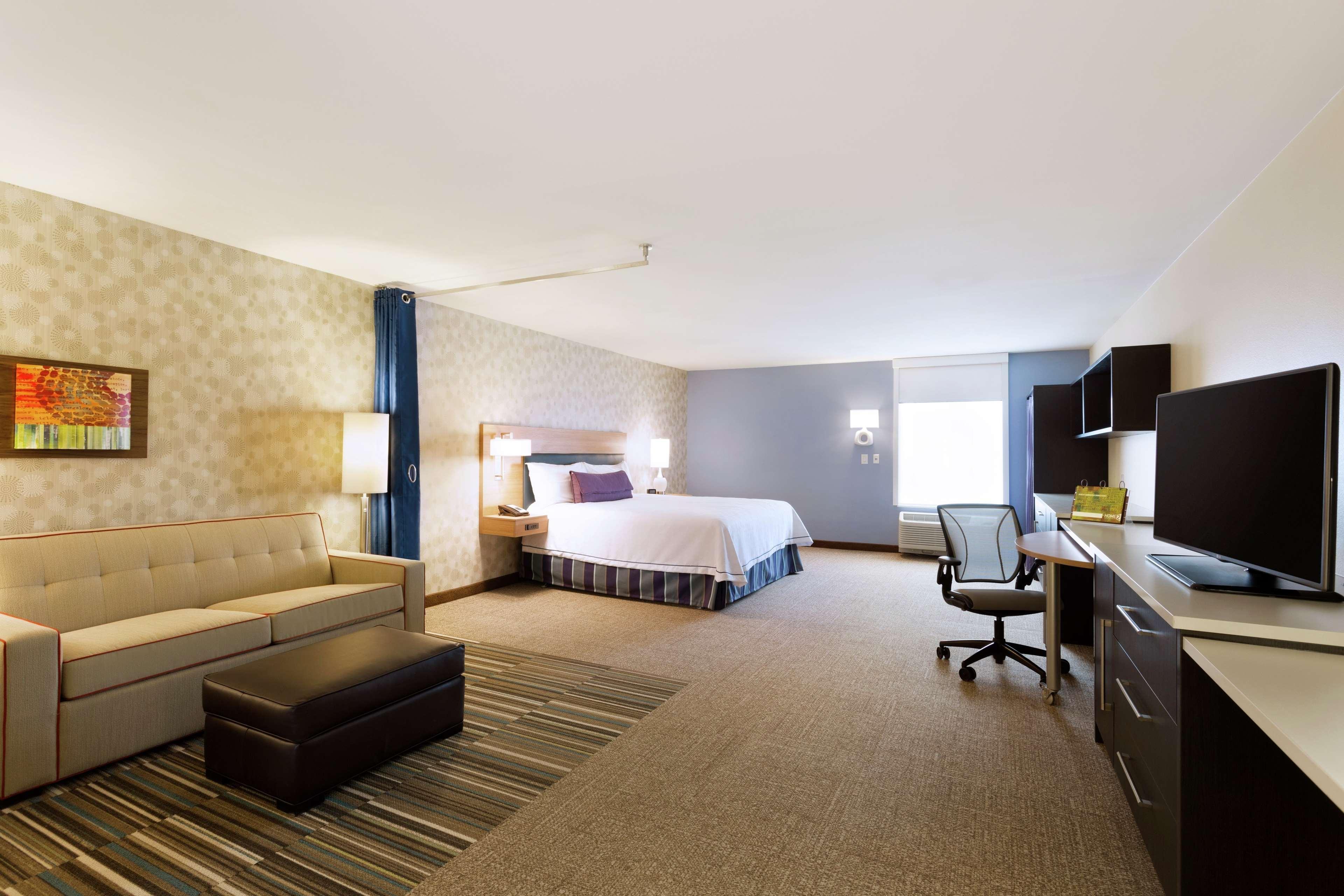 โฮม 2 สวีท บาย ฮิลตัน มิดแลนด์ Hotel ภายนอก รูปภาพ